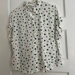 Jopna Shamrock Print Shirt. Size Medium